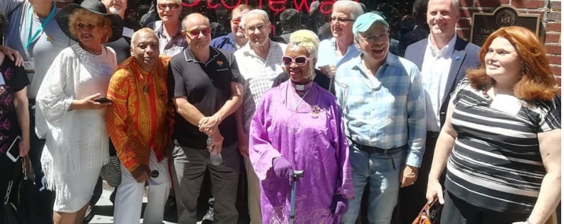 World pride 2019, i diari della grande mela: i ragazzi di 50 anni fa allo Stonewall Inn