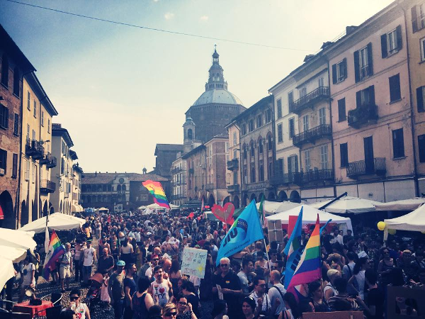 pavia_pride_16_plemiche1