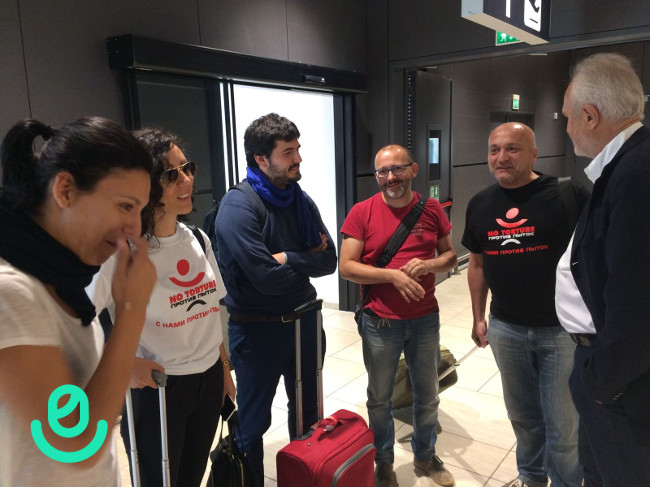 attivisti_russia_fiumicino2
