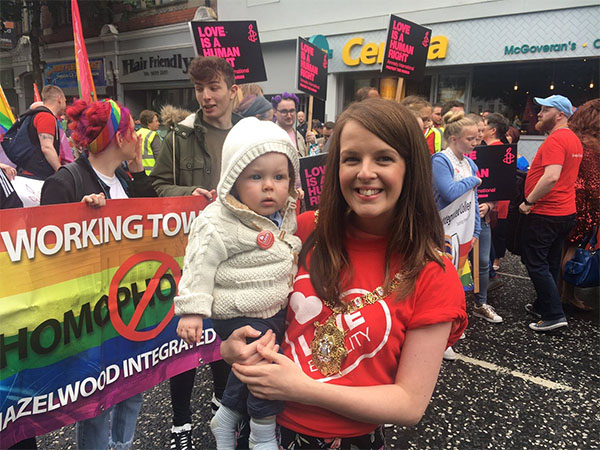 sindaca_belfast_pride