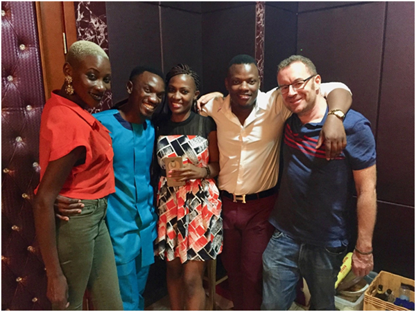 Matt Beard, direttore esecutivo di All Out, con i membri del Comitato Organizzatore del Pride Uganda (Photo Credit: Jakob Dall / Action Aid Denmark)