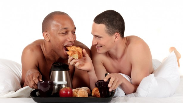 booking_hotel_coppia_gay_berlino2